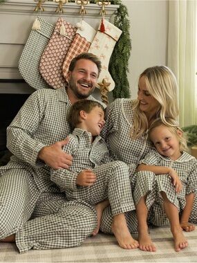 Men’s Rylee + Cru Pajamas in Evergreen Gingham size L